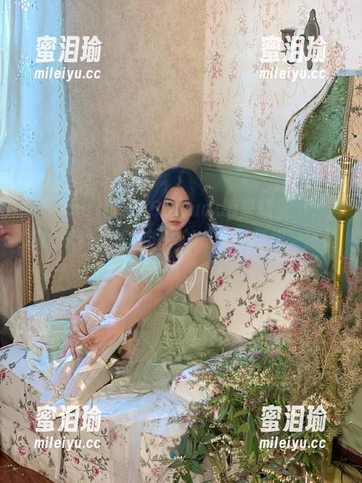 听说166.suapp里藏着不为人知的黑料，是传说中的“师兄师姐”还是表情包？