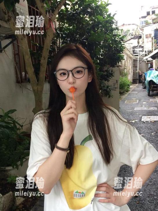 17吃瓜网 17吃瓜网官网,视频的海洋,让你一头扎进去也不想出来。