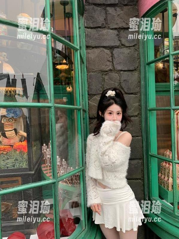 17吃瓜网 17吃瓜网官网,一个永久的瓜地,让人一不小心就爱上!