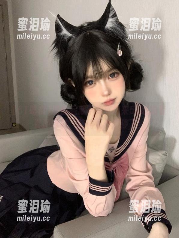 51吃瓜 躲躲藏藏不如直接来51吃瓜查资源黑料,脑洞大开别停下!