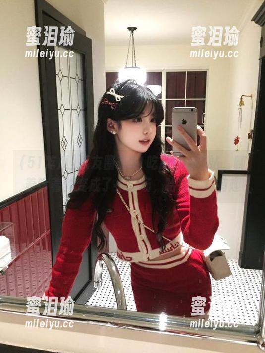 瓜友圈在51吃瓜fun网站，聊着聊着就变成了小剧场，哈哈，真有趣