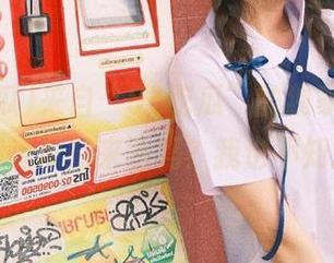 来自“51吃瓜”的独家出品，想知道瓜的来路吗？我也不知道…