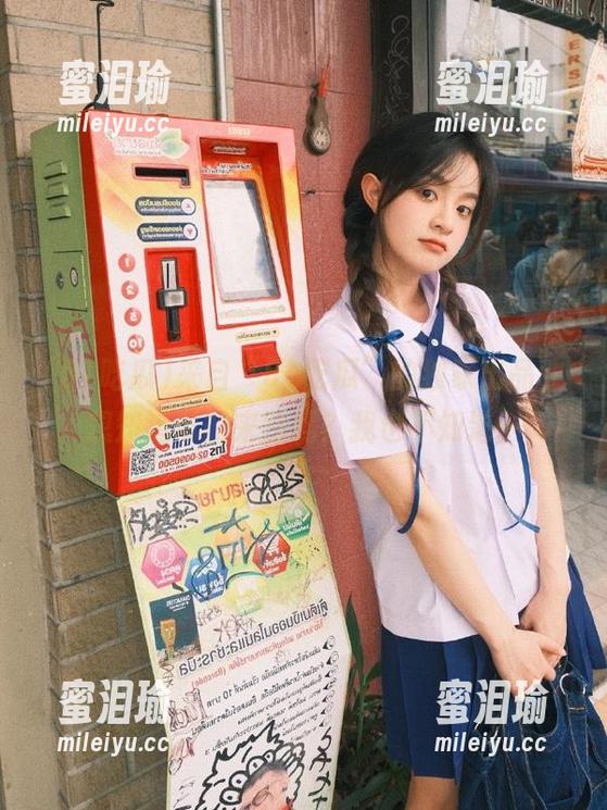 51吃瓜 来自“51吃瓜”的独家出品,想知道瓜的来路吗?我也不知道…