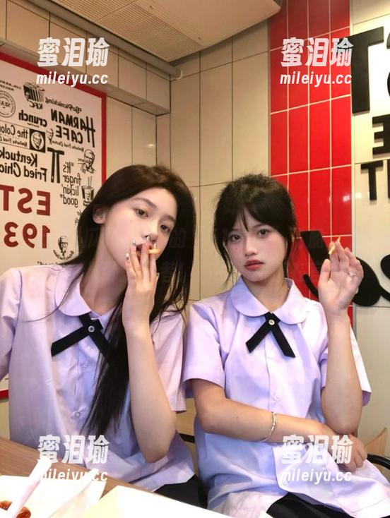 驾驶你的“51吃瓜”飞船，上路吧，八卦探索者！路线安排都在官网！
