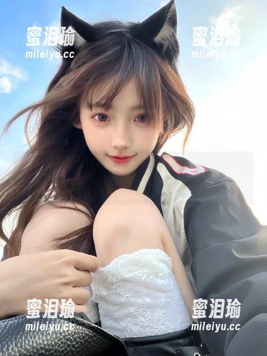 51吃瓜网 在51吃瓜网官网,今天的八卦就像旧报纸,翻开已经湿湿的!