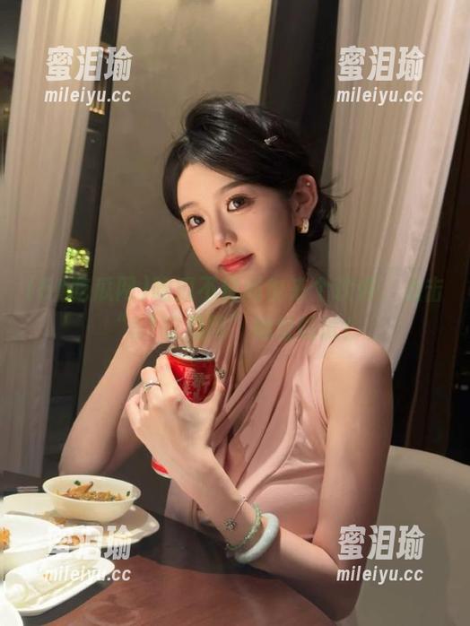 51吃瓜网 吃瓜不觉间也来个软件,点击“51吃瓜网”地址试试!