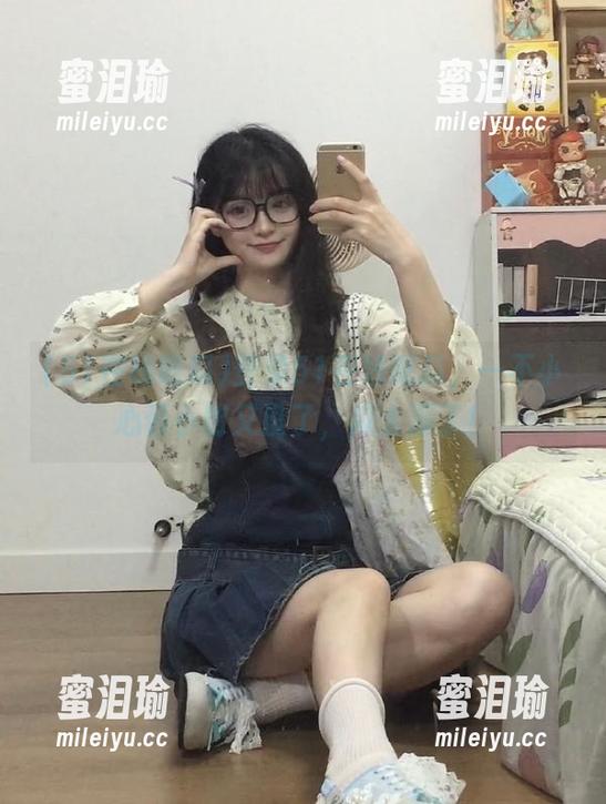 51在线吃瓜 登录51在线吃瓜,一不小心俩小时又没了,瓜太深了!