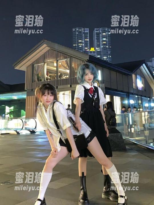51黑料在线爆料，这瓜的酸涩比我刚喝的柠檬水还刺激！