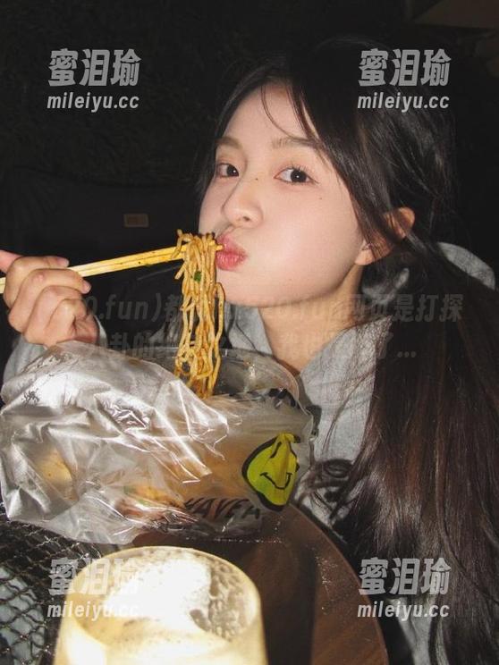 520.fun 都说hx520.fun网页是打探八卦的绝佳之地,我也是醉了...