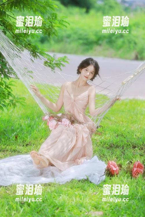 52吃瓜 “52吃瓜”入口大揭秘:幸福就藏在下一口瓜里面!