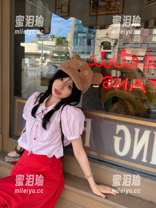 718黑料网 718黑料网,今天的八卦准备好了没?我这一口瓜都快吃不下了!