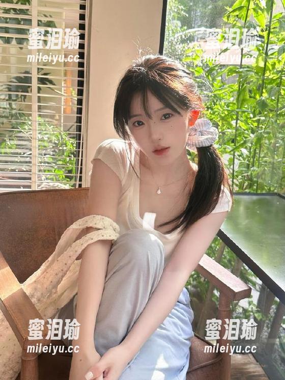 91icg 苹果版上线啦!91icg带你开启新一轮吃瓜大冒险!