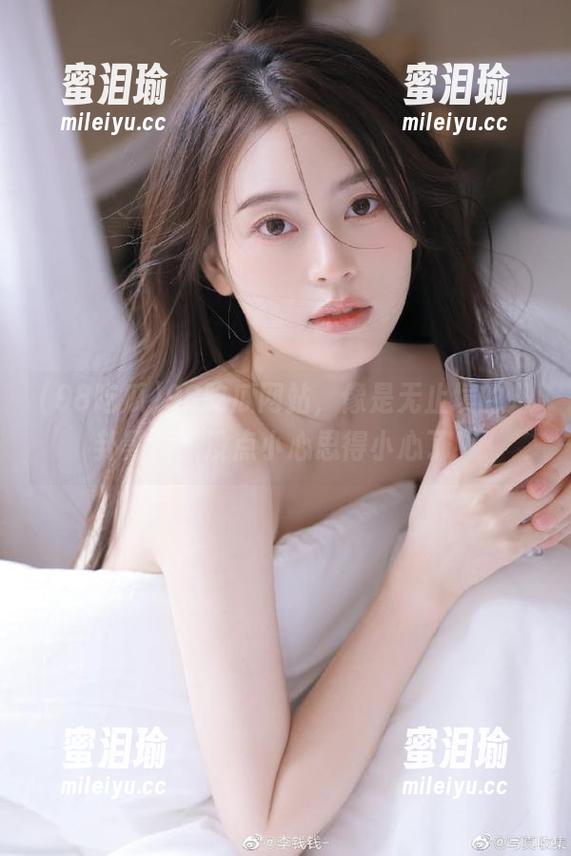 98吃瓜 98吃瓜网站,像是无止境的八卦黑洞,没点小心思得小心了!