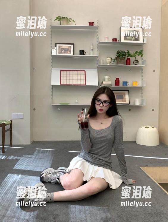 当“hlw”的资源变成心头好，想不关注也难啊！