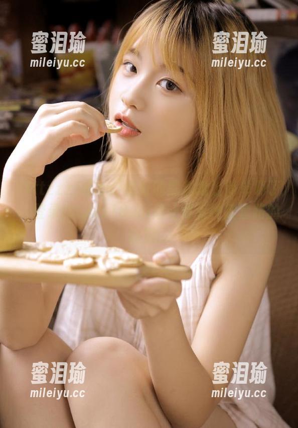 tttzzz18.su 说好的黑料地址简单明了,登录tttzzz18.su后让我有种被套路的感觉。