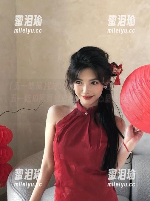 五一吃瓜 别的小伙伴在分享春游,我在五一吃瓜网页里追热大瓜,心里默念“够了,真是够了”。