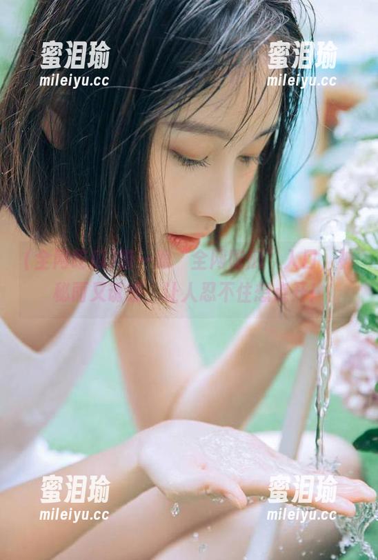 瞥一眼“全网吃瓜”入口，神秘而又诱惑，让人忍不住想点开！