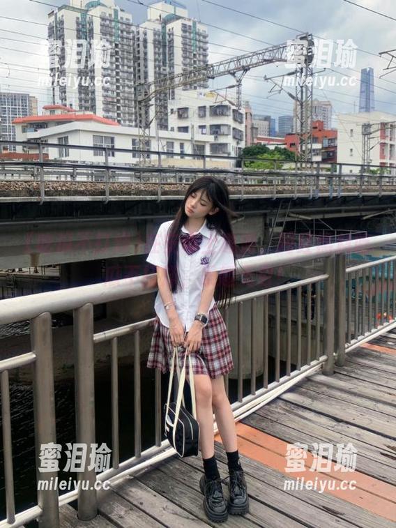吃瓜不打烊 在安卓上遨游,网红黑料吃瓜不打烊,乐趣无穷!