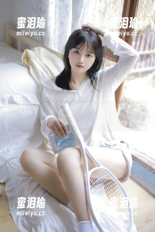 吃瓜中心 必备!517吃瓜中心苹果版,像一张网,把我牢牢困住,真放不下啊!