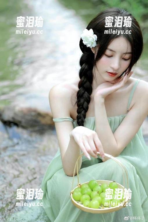 沉迷吃瓜视频app导航，无意中发现看瓜与安静的兼容之美