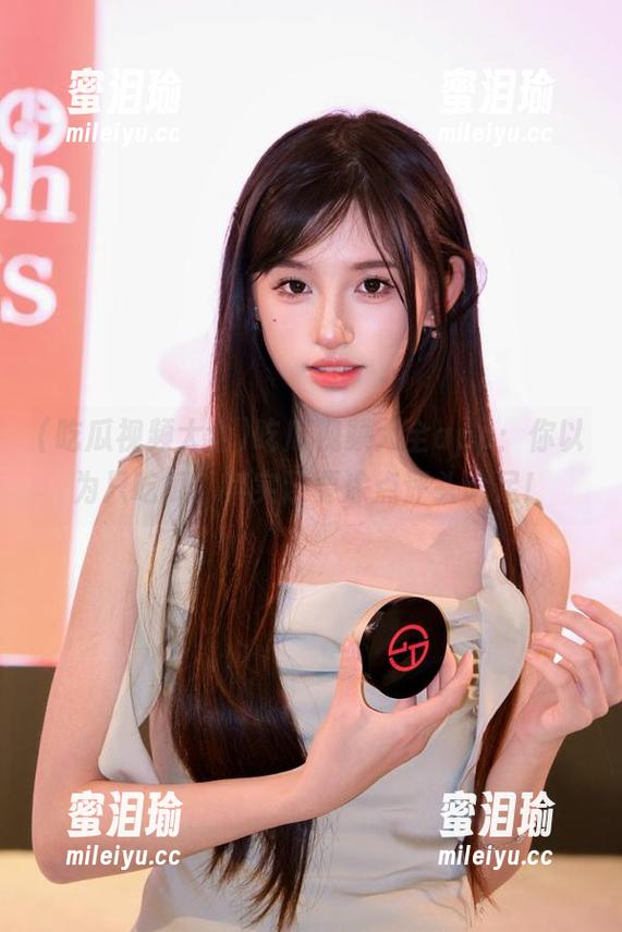 吃瓜视频大全 吃瓜视频大全app:你以为只吃瓜?其实还要涂点评头论足!