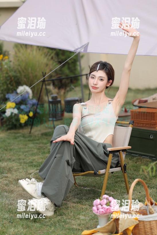 吃瓜论坛 欢迎光临吃瓜论坛,那个传说中的入口,快来把好天气喝了!