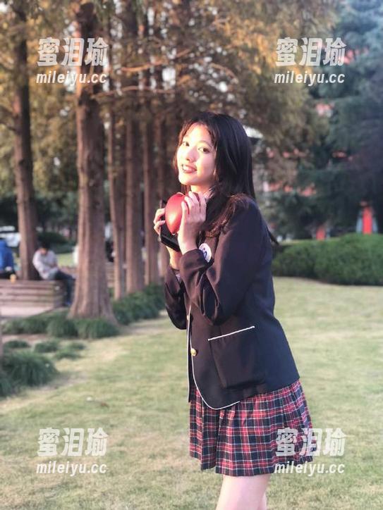 吃瓜黑料 吃瓜黑料网站的“永不迷路”服务,难道就只有我想带着新八卦去喊话前任吗?