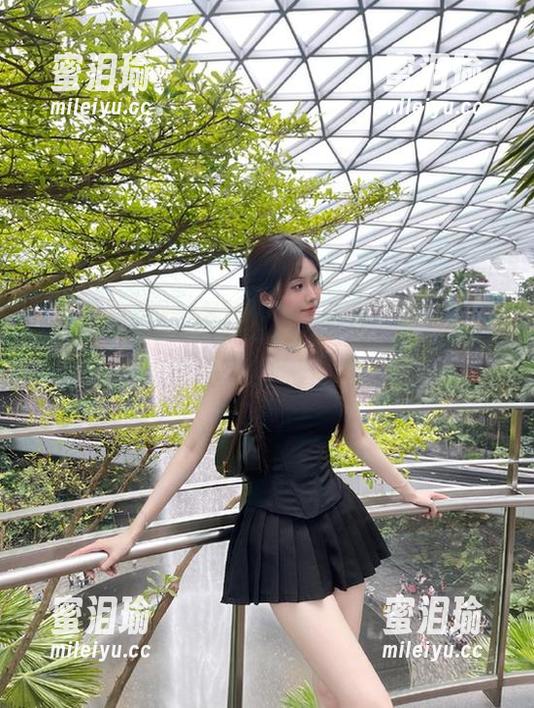 明星黑料 “明星黑料”分享,天,有人把错位的合照当真了?