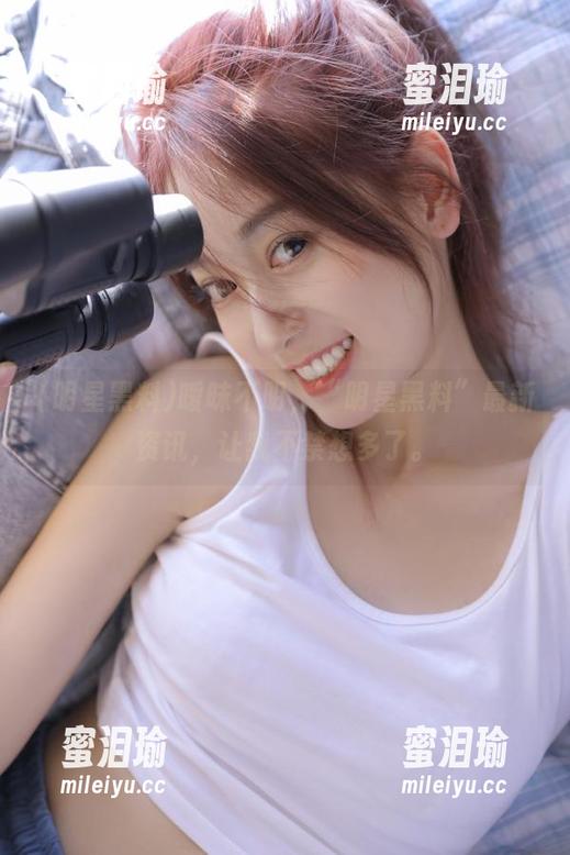 明星黑料 暧昧不明,“明星黑料”最新资讯,让我不禁想多了。