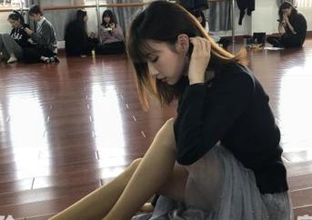 喔，这里给的最新消息果然比朋友更靠谱，立马打开海角吃瓜