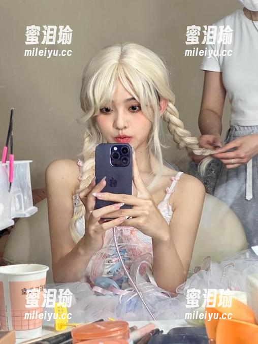 网红黑料 在首页刷到网红黑料,总有意想不到的“瓜”,因为“心动”才好!