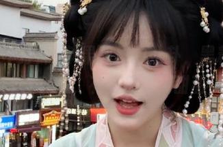 苹果版里的八卦，黑料不打烊zztt169，有些瓜酸酸甜甜呢！