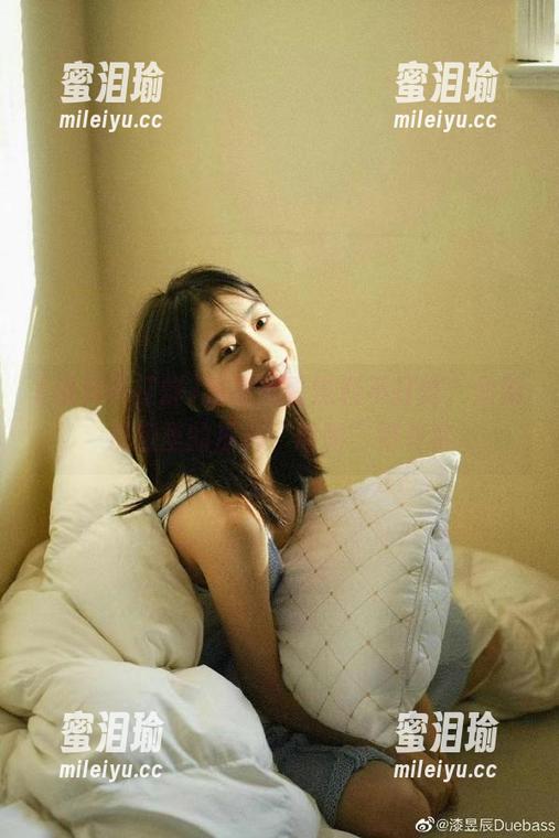 黑料不打烊 我在观看黑料不打烊,最新反应里的那片“尬聊”好真实