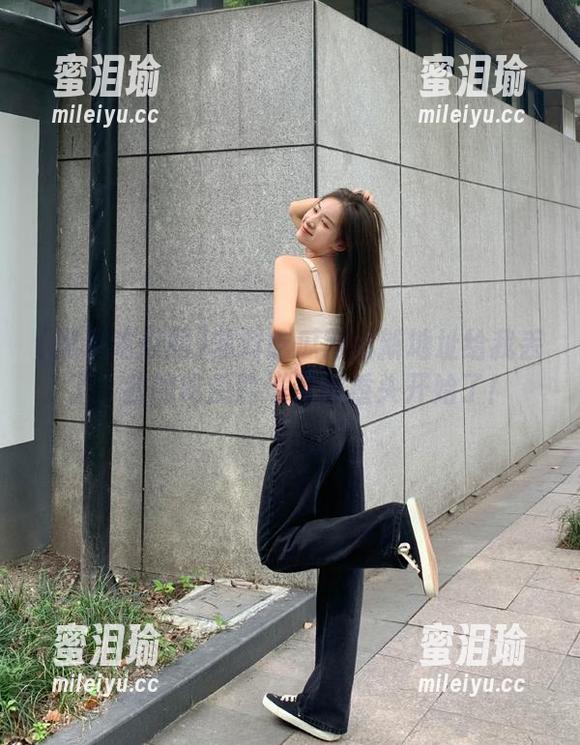 黑料吃瓜网 黑料吃瓜网最新地址给我丢了,我的吃瓜路途又得重头开始了!