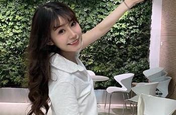 刚在“黑料吃瓜网址”app凉凉一波新素材，感觉得好放松啊！