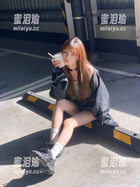 黑料在线吃瓜：分享那些年我们追过的八卦！