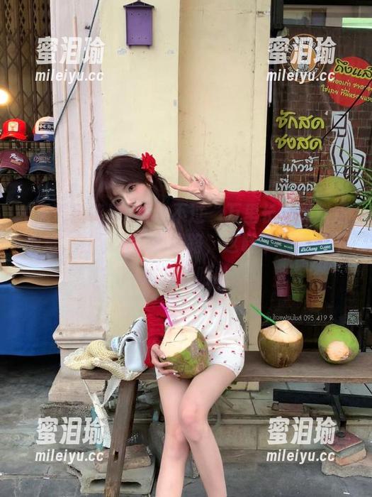 纠结不过“万里长征黑料正能量”在线观看的线路，这鞋带都能系不过来，哈哈