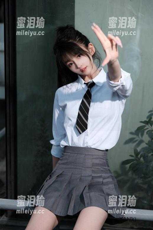建议走进黑料社，畅游八卦“线路”，偶尔收获几颗料啦！
