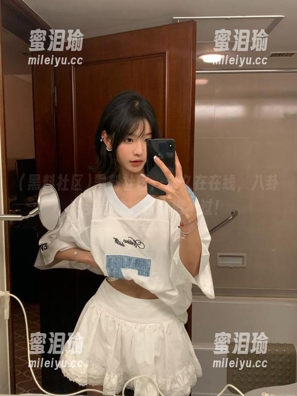 黑料社区 黑料社区:永久在在线,八卦节奏超快,根本追不过!