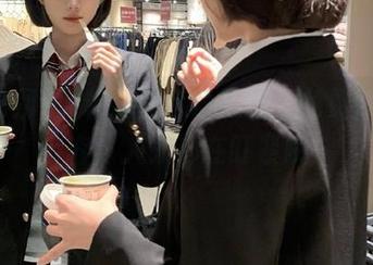 黑料网的今日黑料，免费带来新内容，人人都在盯紧哦！