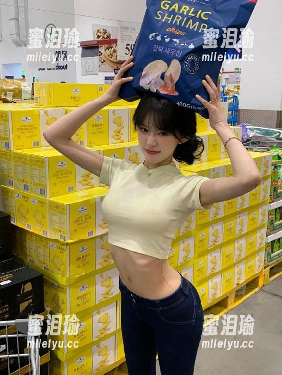 黑料网 在线使用“黑料网”app,瓜田里你可要小心了