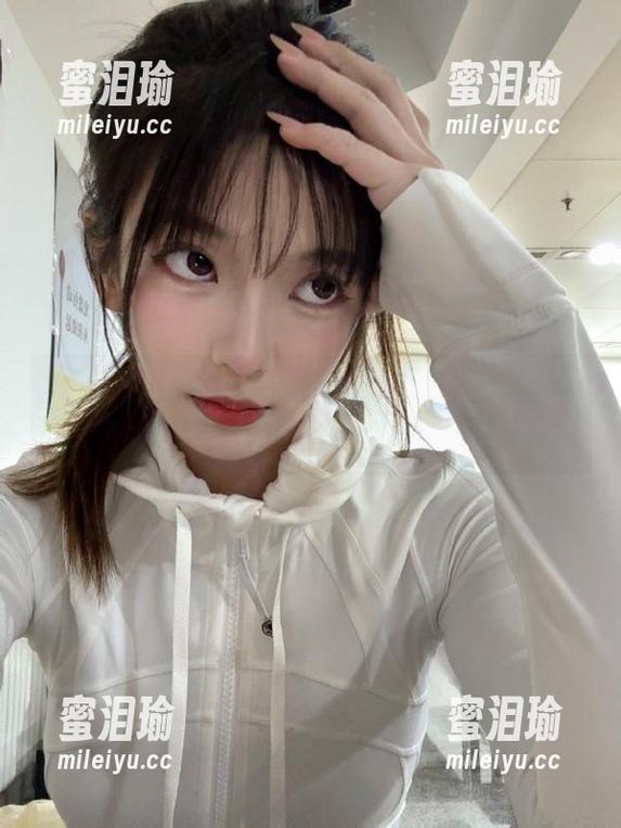 17黑料网：网站里的谍影重重，究竟是干货还是斗图？
